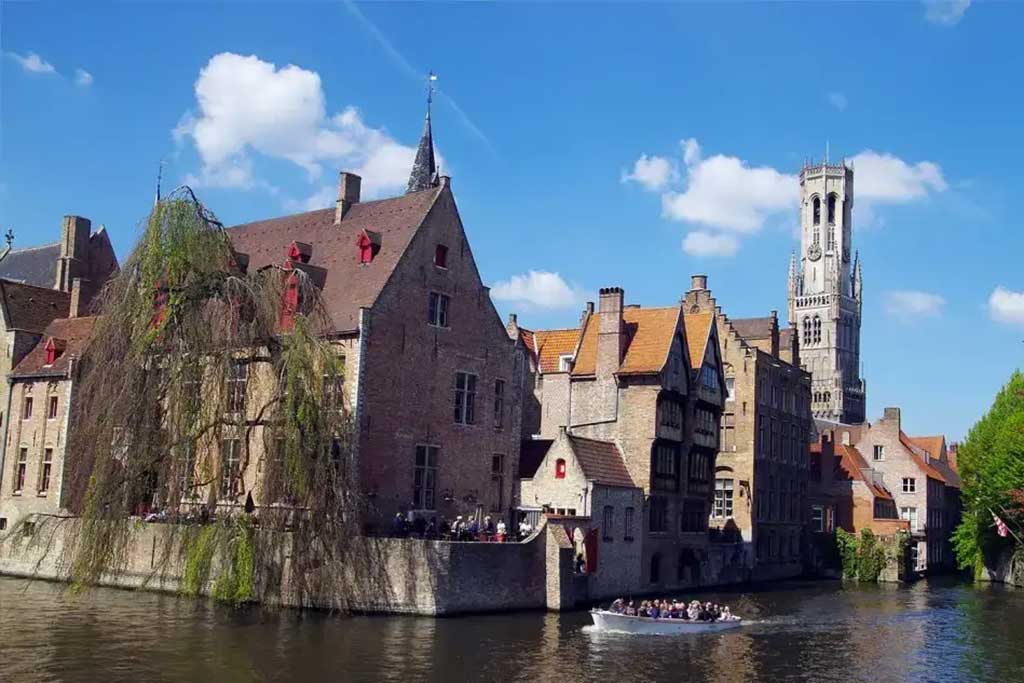 Bruges private jet charter